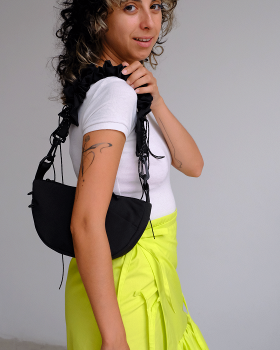 "RUFFLE BLACK" Shoulder bag - Image 3